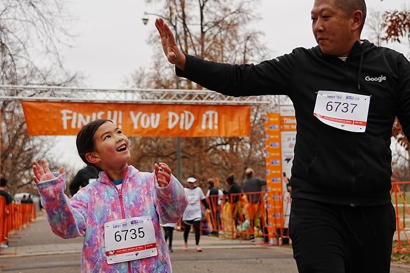 Turkey Trot Run in Denver Mile High United Way