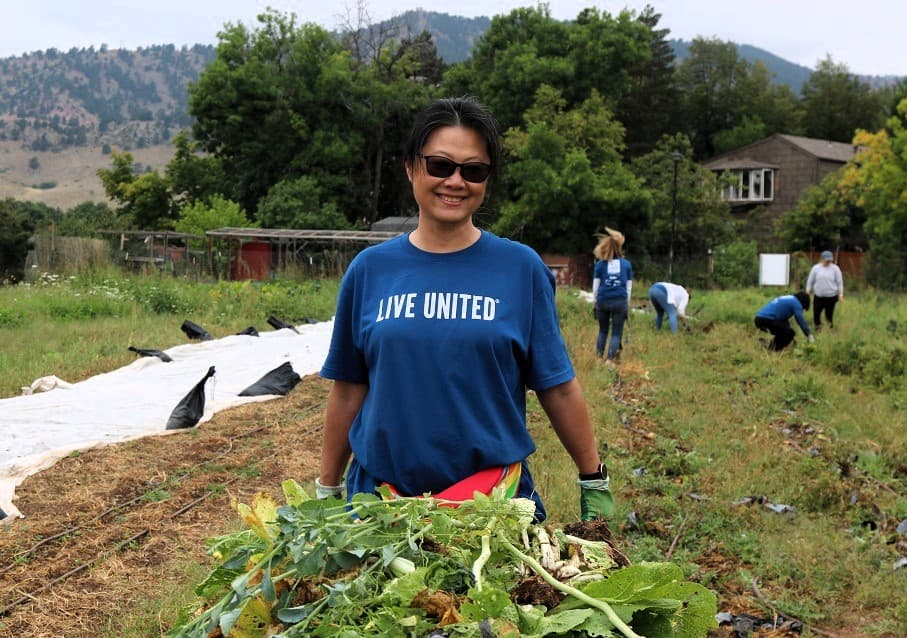 Join National Volunteer Week 2024 with Mile High United Way